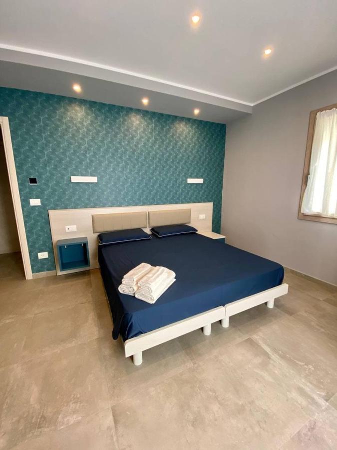 Floridida Rooms & Breakfast Marina dʼMarina dʼAndora Dış mekan fotoğraf